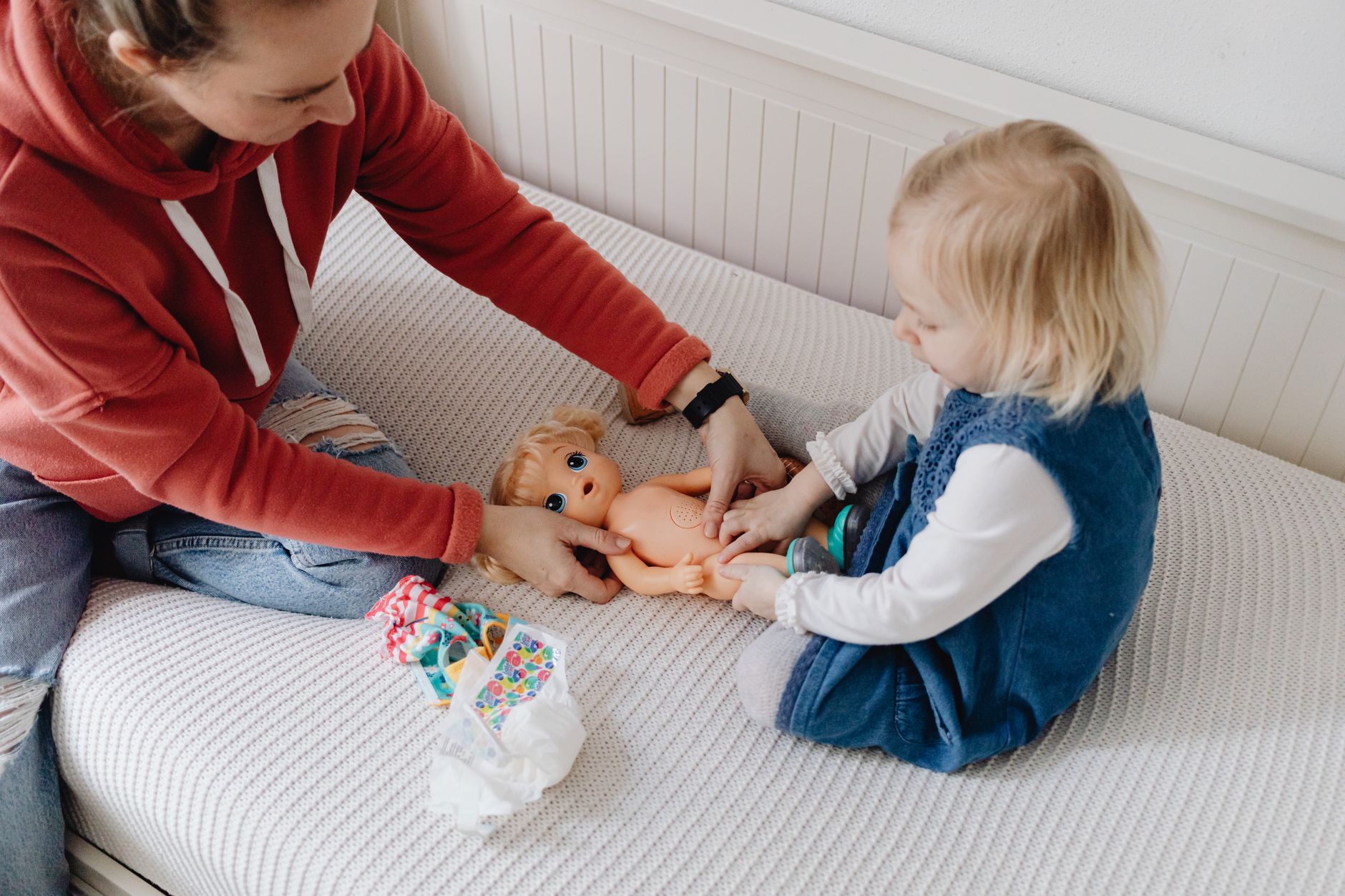 poupée interactive enfant