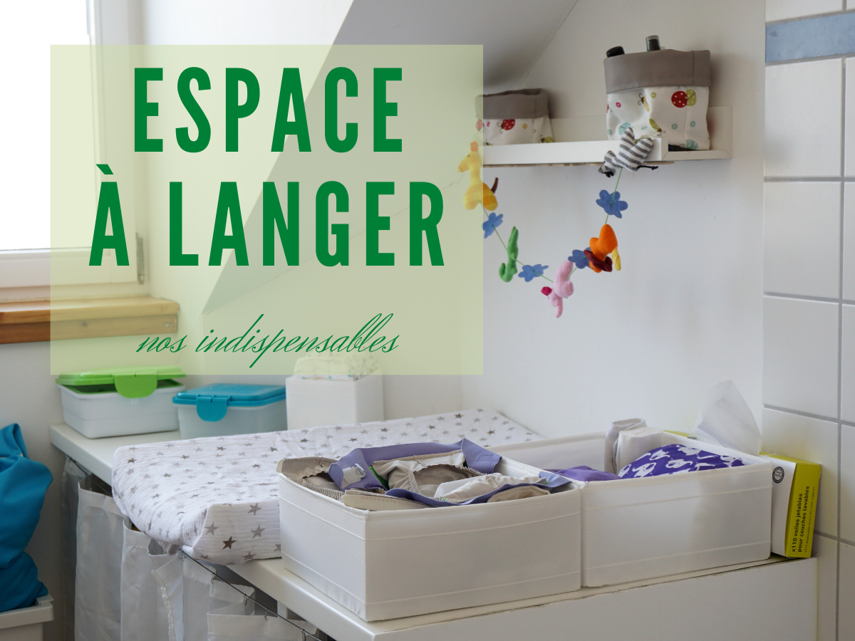Table à langer en bois avec matelas et rangements pour bébé